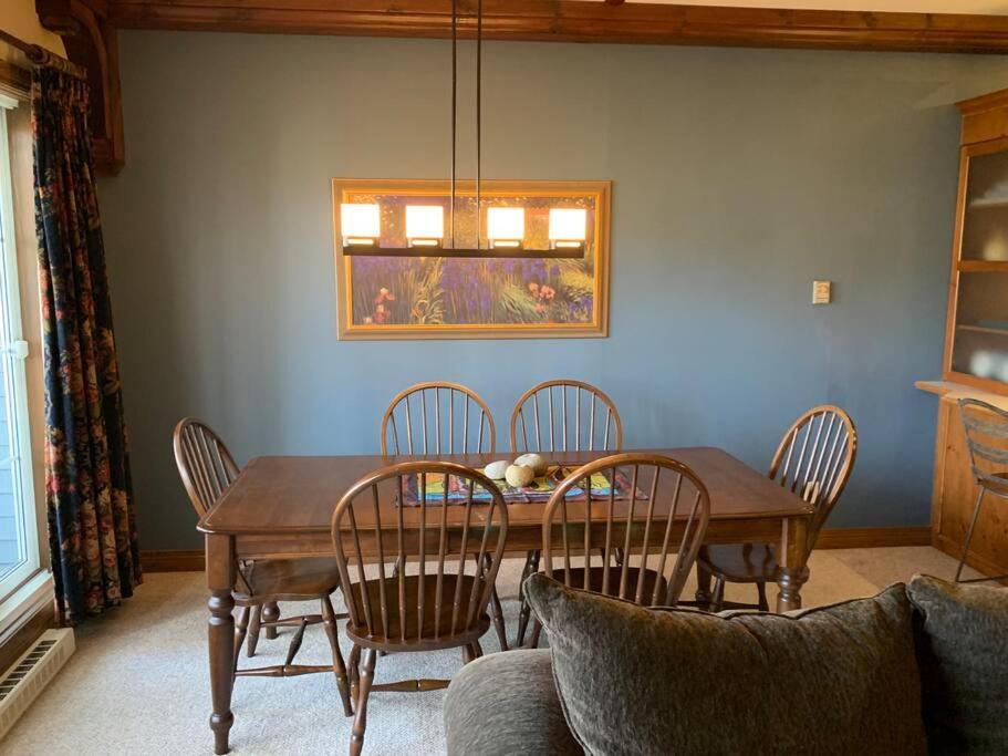Chalet-Style Condo - 5 Minutes To Lifts And Village! Mont-Tremblant Exteriér fotografie